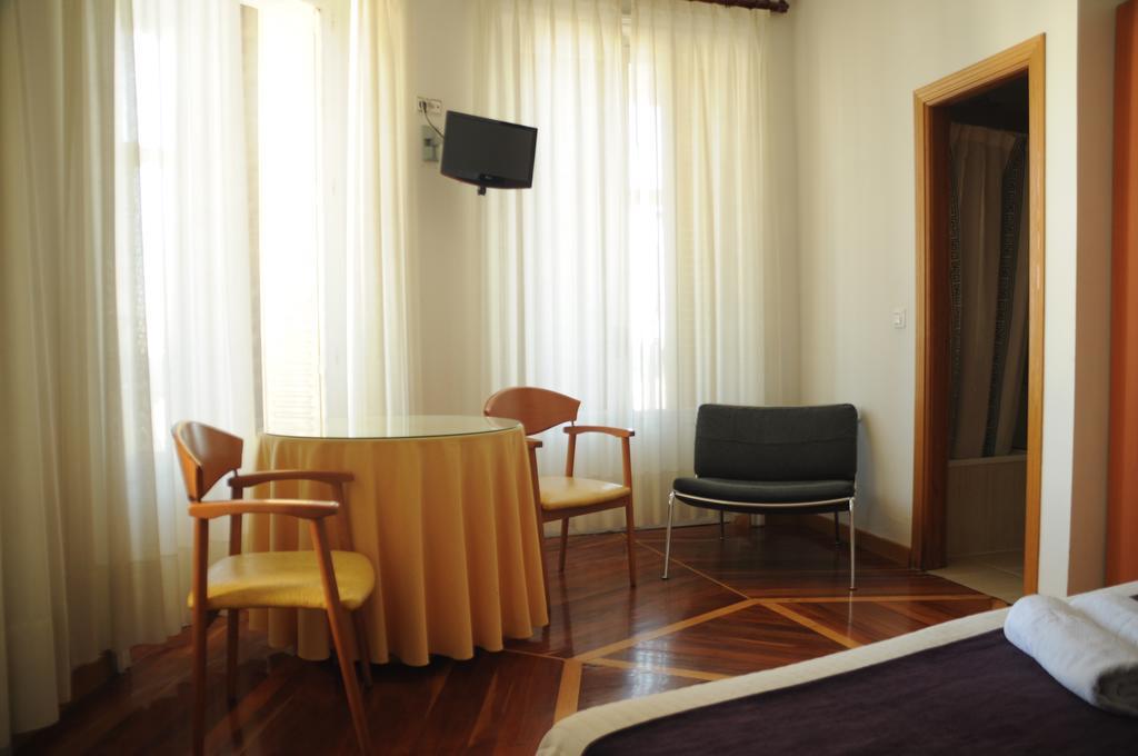 Hostal Jerez Мадрид Экстерьер фото